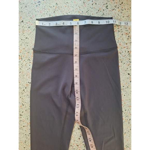 19 Lululemon Wunder Train High Rise 25" - Picture 8 of 9